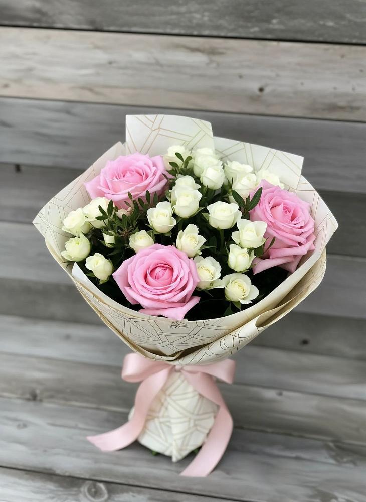 Букет цветов из: Розы в Восточной