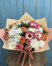 Букет цветов из:  Розы, Герберы и Хризантемы в Восточной