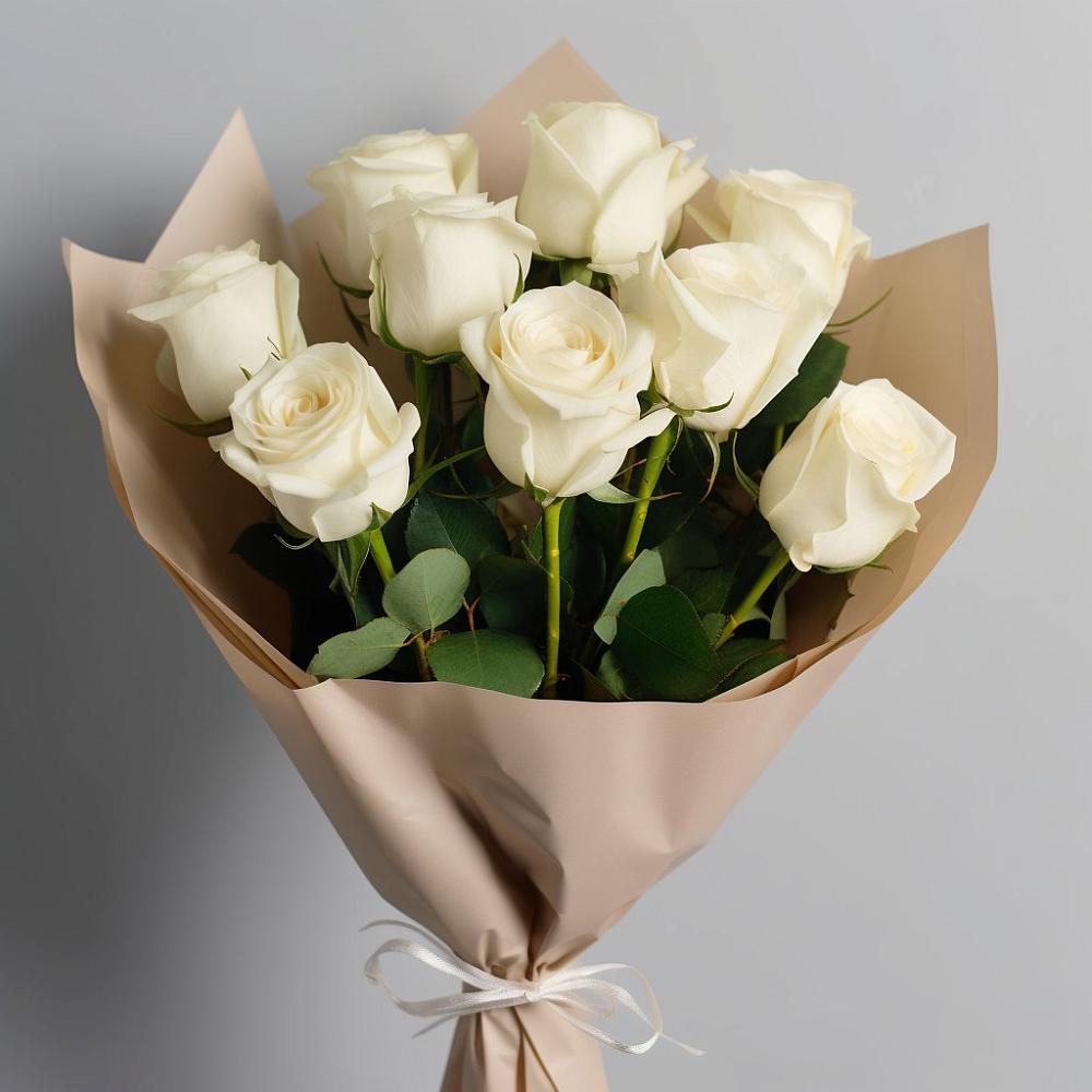 Букет 9 Белых роз Эдлесс Лав в Восточной