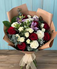 Букет цветов из:  Розы и Альстромерии в Восточной