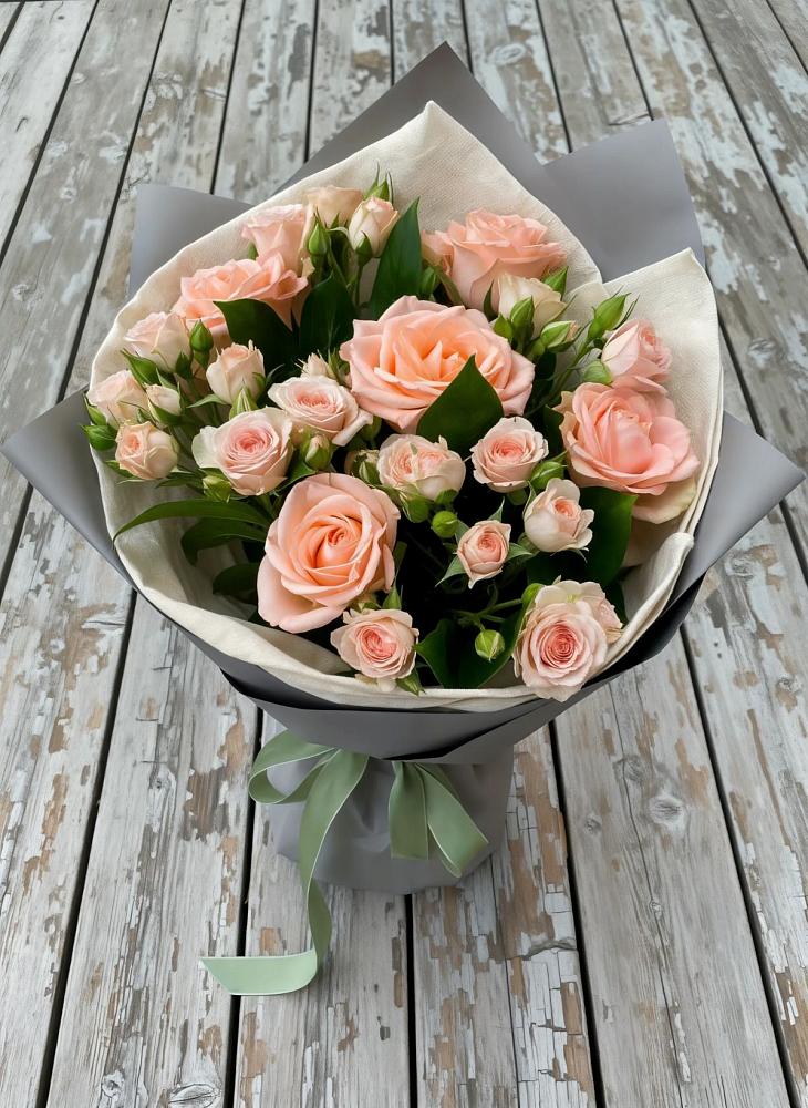 Букет цветов из: Розы в Восточной