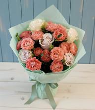 Букет цветов из:  Розы в Восточной