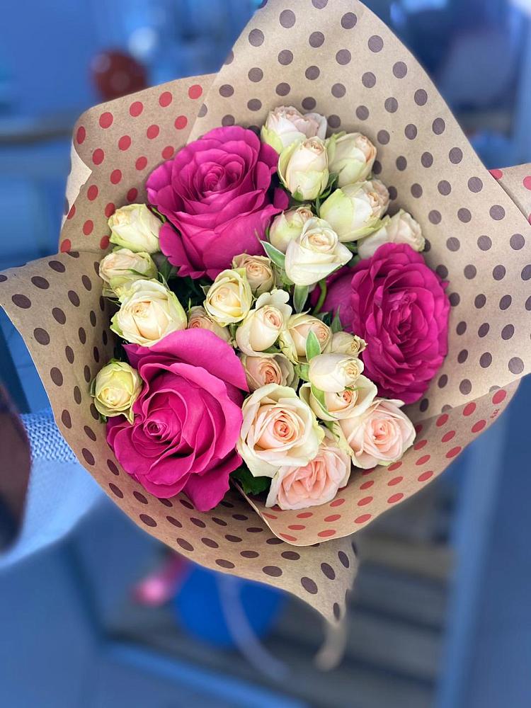 Букет цветов из: Розы в Восточной