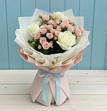 Букет цветов из:  Розы в Восточной