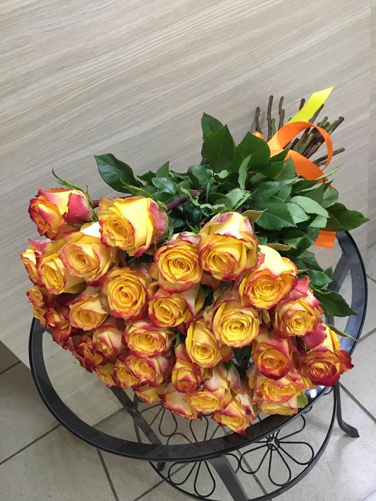 Букет Желтые розы в Восточной