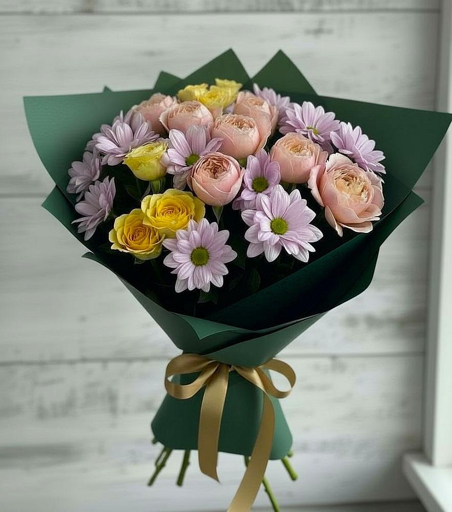 Букет цветов из: Хризантемы и Розы в Восточной