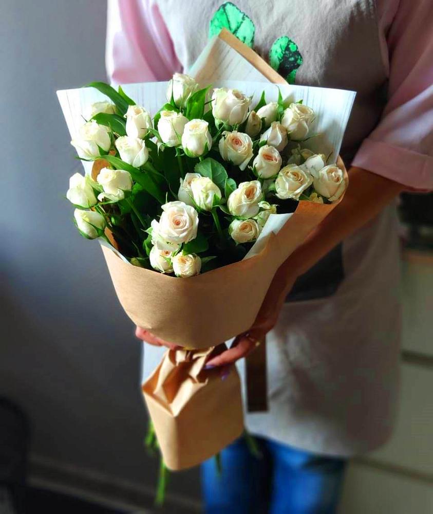 Букет цветов из: Розы в Восточной