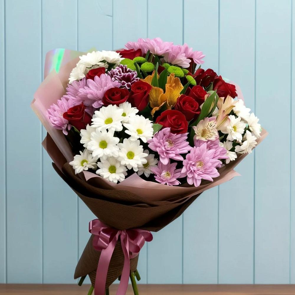 Букет цветов из: Розы, Хризантемы и Альстромерии в Восточной
