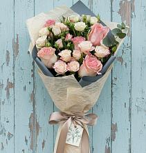 Букет цветов из:  Розы в Восточной